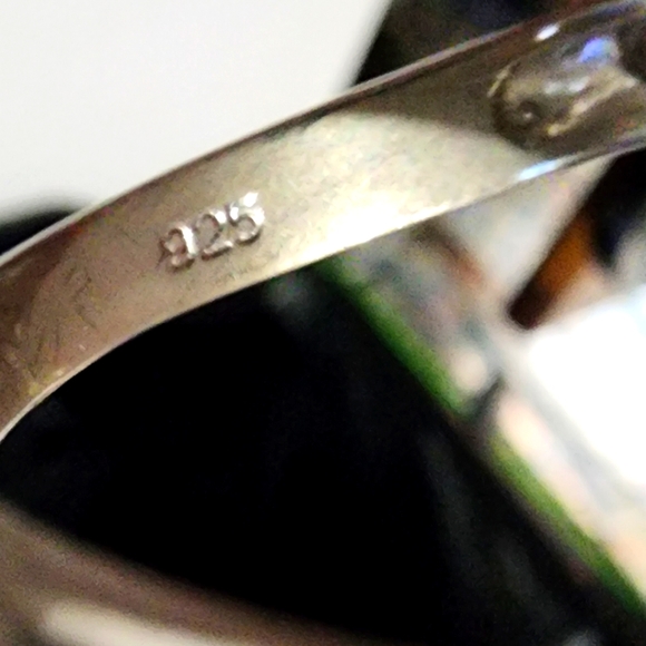 925 Sterling Silver Diamond Ring - Picture 9 of 13